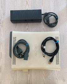 Xbox 360 Fat Bianca | Senza controller