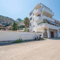 Appartamento panoramico ad Acqualadrone con vista