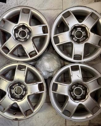 Cerchi in lega 5x100 r15