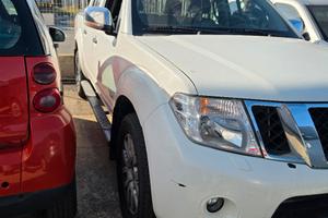 Nissan Navara 3.0  GUASTO
