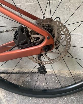 Bicicletta da corsa GIANT tipo GRAVEL in carbonio