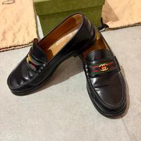 Mocassini Gucci GG – Nero con dettagli Verde/Rosso