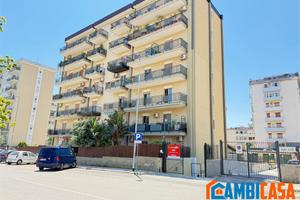 Zona San Lorenzo - Locale di 400 mq.