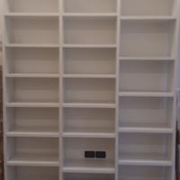 LIBRERIA BIANCA E ROBUSTA de rosso