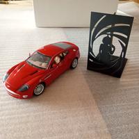 Aston Martin V12 Vanquish Bburago 1/18