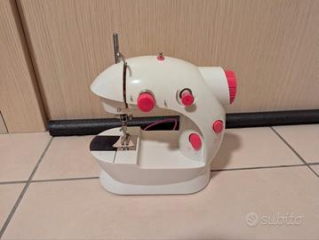 Macchina da cucire per bambini (con USB)