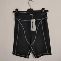 Guess pantaloncini corti originali taglia S, Nuovi