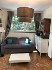 Appartamento sul verde di fronte al mare