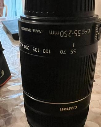 Canon eos 1200d con zaino e batterie di riserva