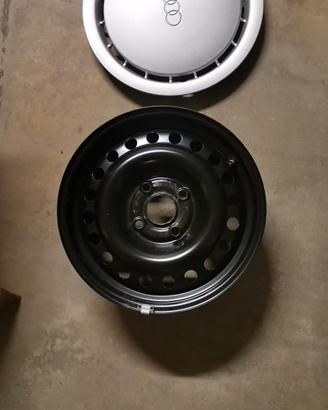 Cerchi e copricerchi orginali Audi 80 ET 45 6,5x15