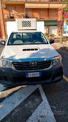 Toyota hilux con cella a piastre eutettiche rrc