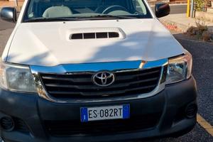 Toyota hilux con cella a piastre eutettiche rrc