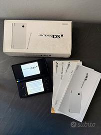 Nintendo DSi funzionante + 9 giochi