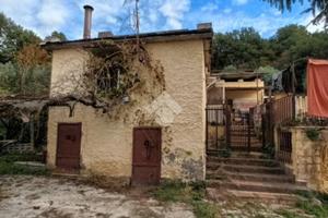 CASA INDIPENDENTE A OLEVANO ROMANO