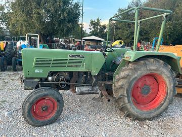 Trattore fendt 103