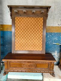 cassapanca con attaccapanni