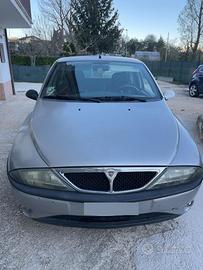 Lancia Y10 Anno 2002