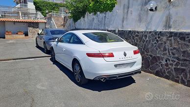 Laguna coupé