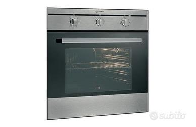 Forno indesit usato 2 anni ,per conto terzi