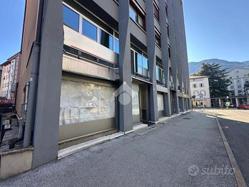 NEGOZIO A TRENTO