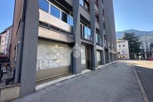 NEGOZIO A TRENTO