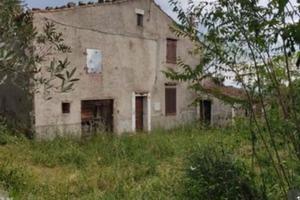 Podere da ristrutturare a Massa Marittima