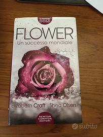 Flower di Elizabeth Craft & Shea Olsen