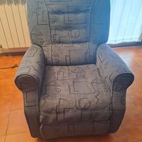 Poltrona elettrica per anziani