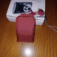 Macchina fotografica Samsung. Edizione Gaudí