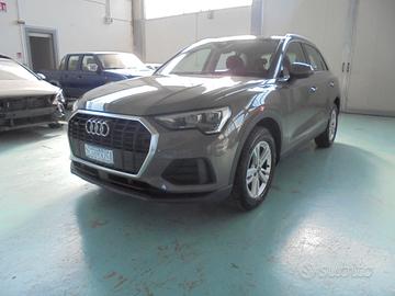 Audi Q3 35 TDI quattro S tronic Business