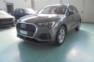 Audi Q3 35 TDI quattro S tronic Business