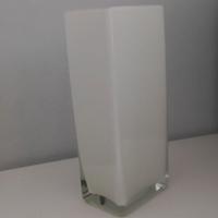 Vaso vetro bianco forma rettangolare