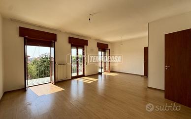 Appartamento a Caserta Via Pasquale Amato 2 locali