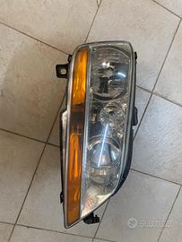 Faro fiat idea anteriore dx  anno 2005