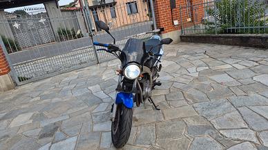  suzuki gs 500 2003 