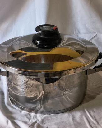 PENTOLA A PRESSIONE AMC 5,2 LITRI