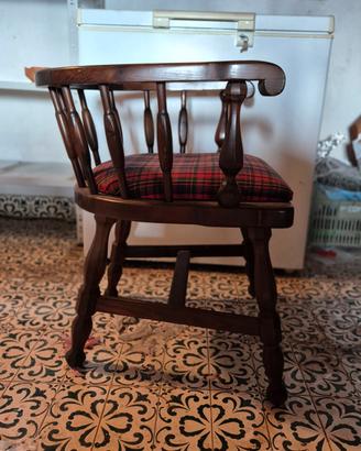 SEDIA VINTAGE A FERRO DI CAVALLO