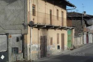 Casa indipend. da ristrutturare,prezzo TRATTABILE