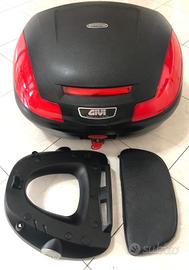 Bauletto universale GIVI E470 per moto e scooter