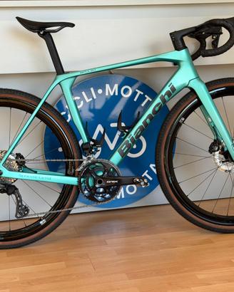 Bicicletta Gravel Bianchi Impulso RC