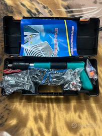 Sparachiodi Manuale con Accessori e Valigetta