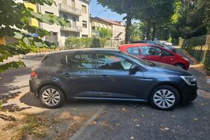 Renault Megane 4 2019, diesel, 116CV Blue 