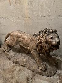 Grande scultura leone vintage in pietra
