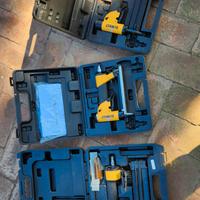 Sparachiodi e Sparagrappette ad aria Dewalt