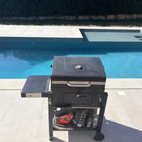 Barbecue a legna/brace