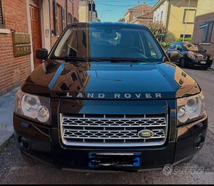 Land Rover Freelander 2 