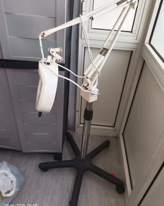lampada per estetista
