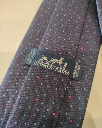 Cravatta Hermes in pura seta blu a pois