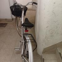 bici donna monomarcia  raggio 26 €60