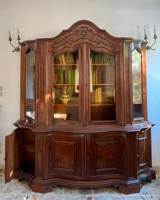 Credenza con vetrina